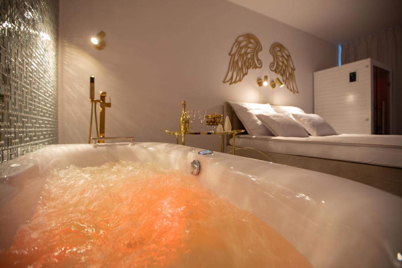 Apartament Gold Sauna&Jacuzzi Kołobrzeg Exteriör bild