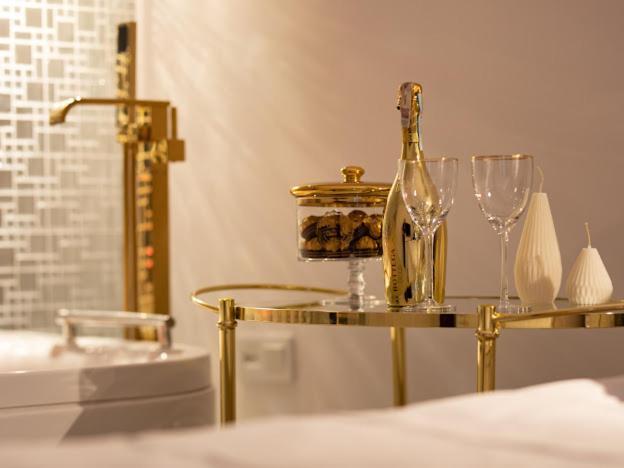 Apartament Gold Sauna&Jacuzzi Kołobrzeg Exteriör bild